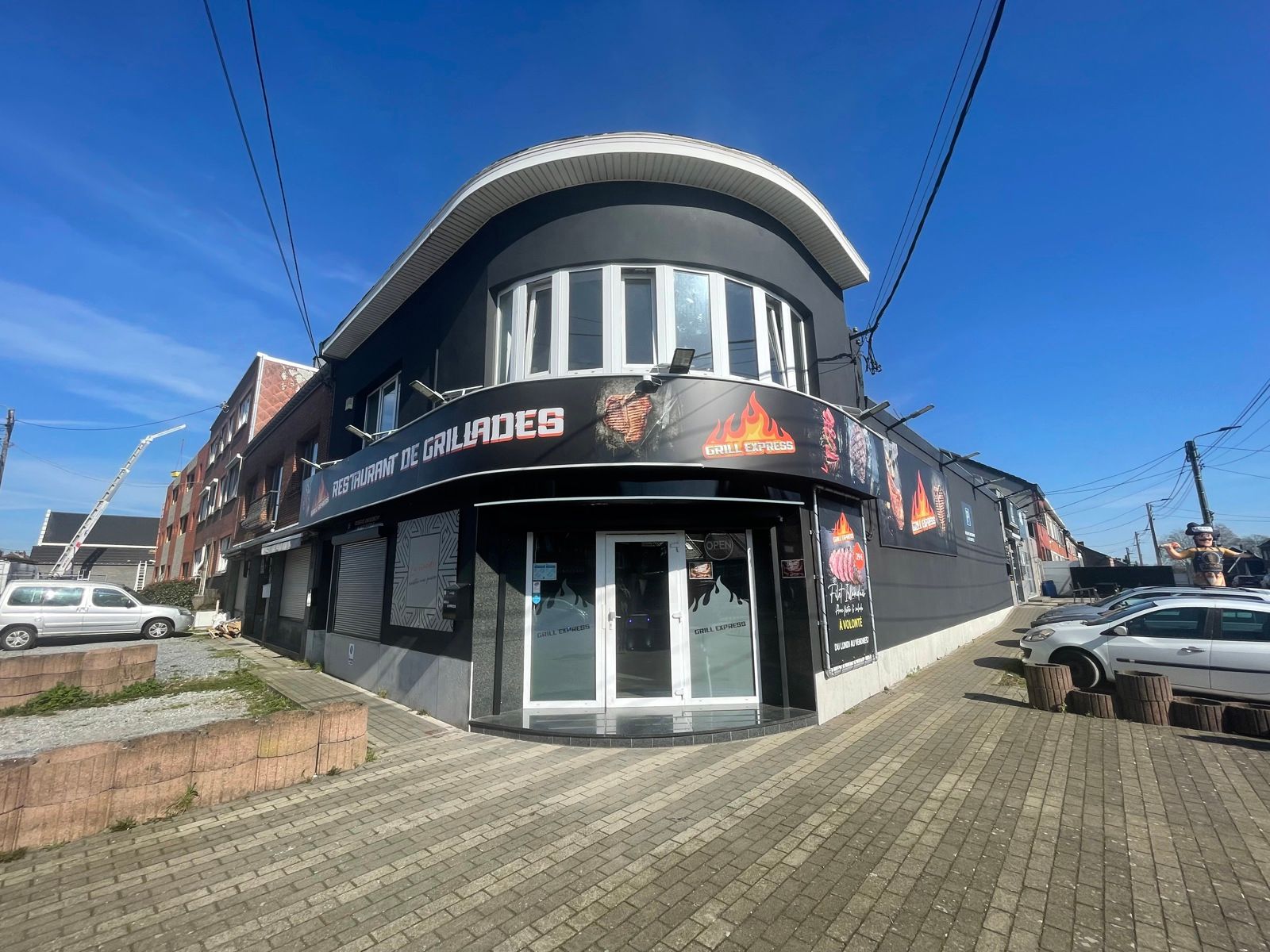 Opportunite d'investissement commercial — Charleroi Jumet